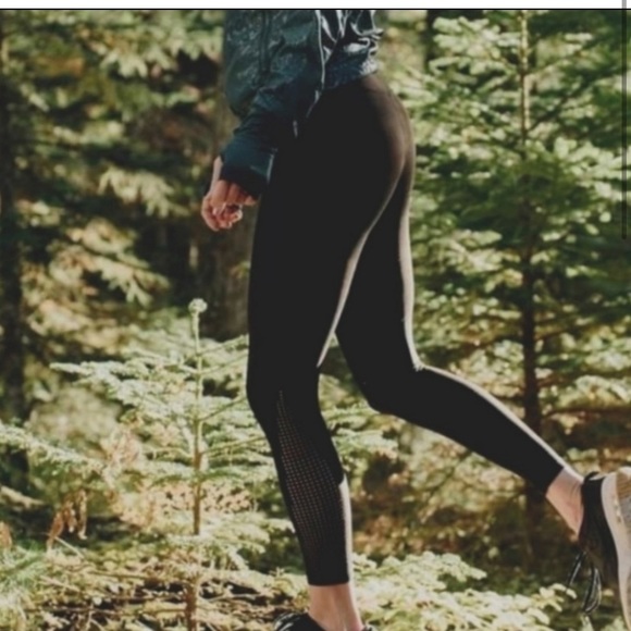 Zyia Black Flame Leggings- Hi-Rise - Picture 6 of 8